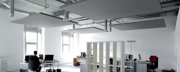 Panneau acoustiques dans des bureaux